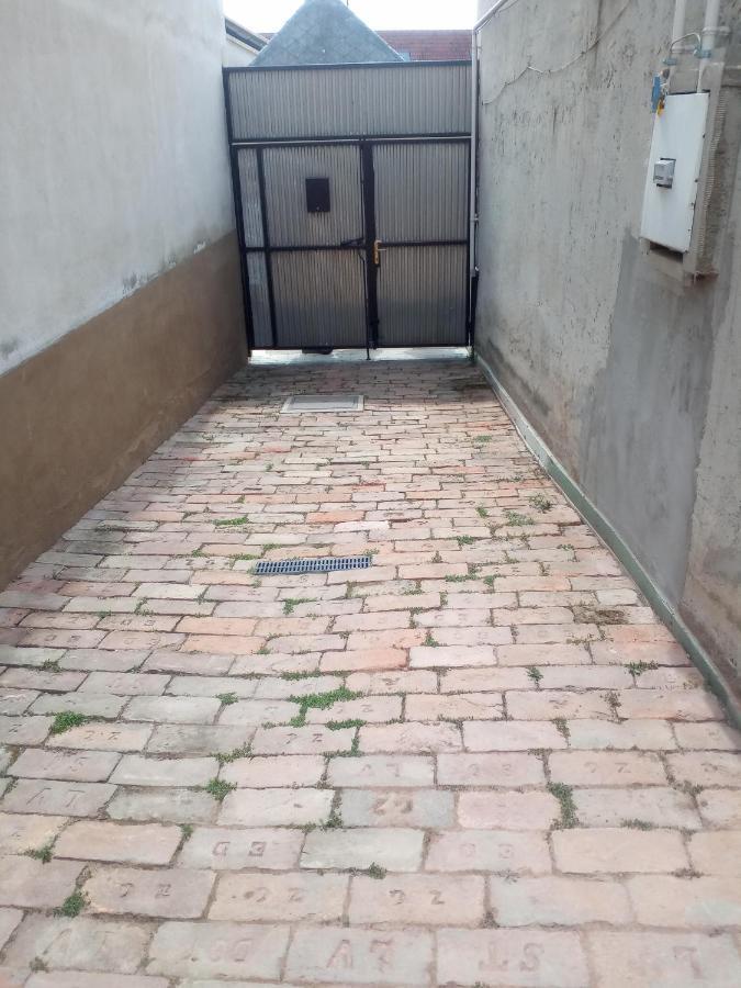 Start Apartmanok Pécs Zewnętrze zdjęcie