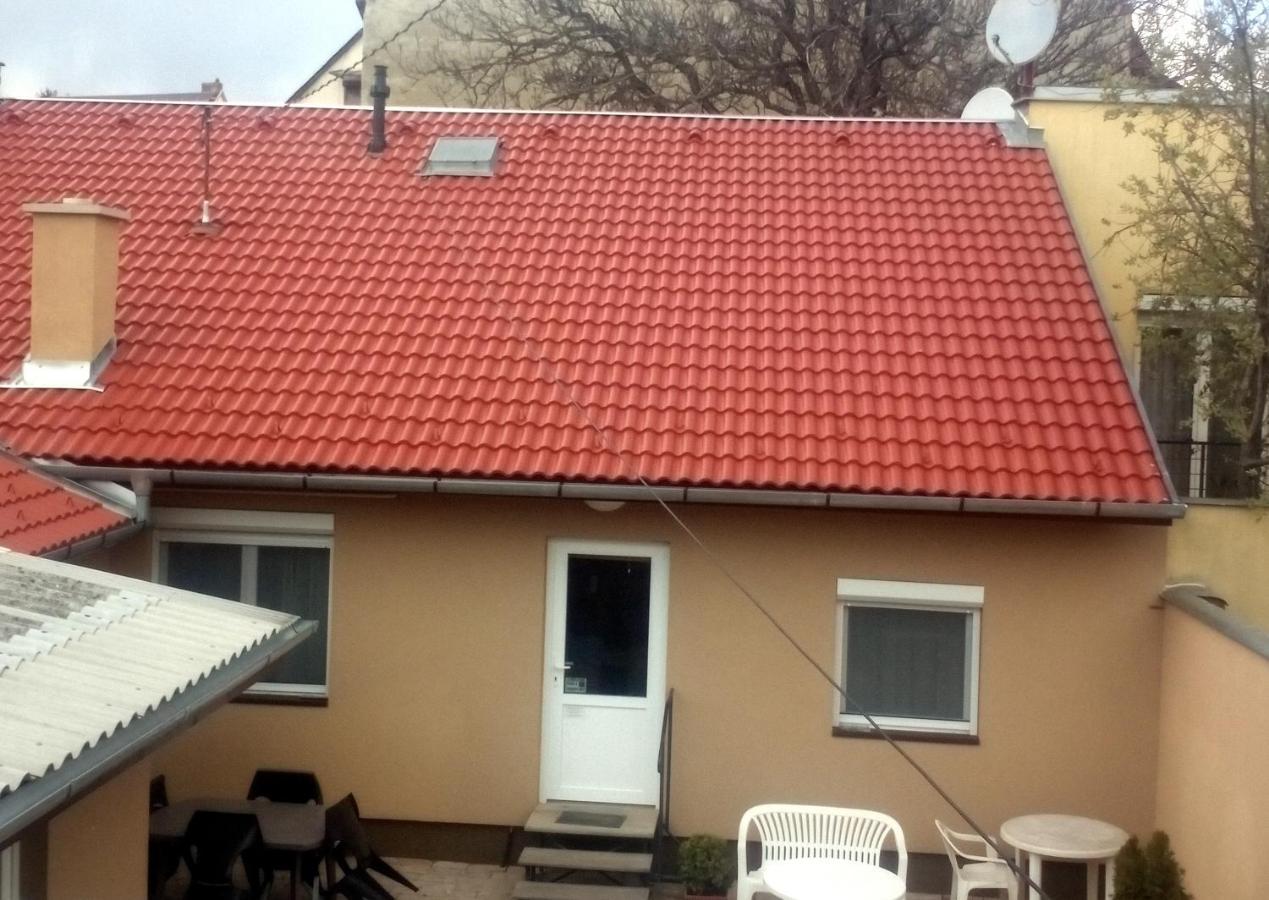 Start Apartmanok Pécs Zewnętrze zdjęcie