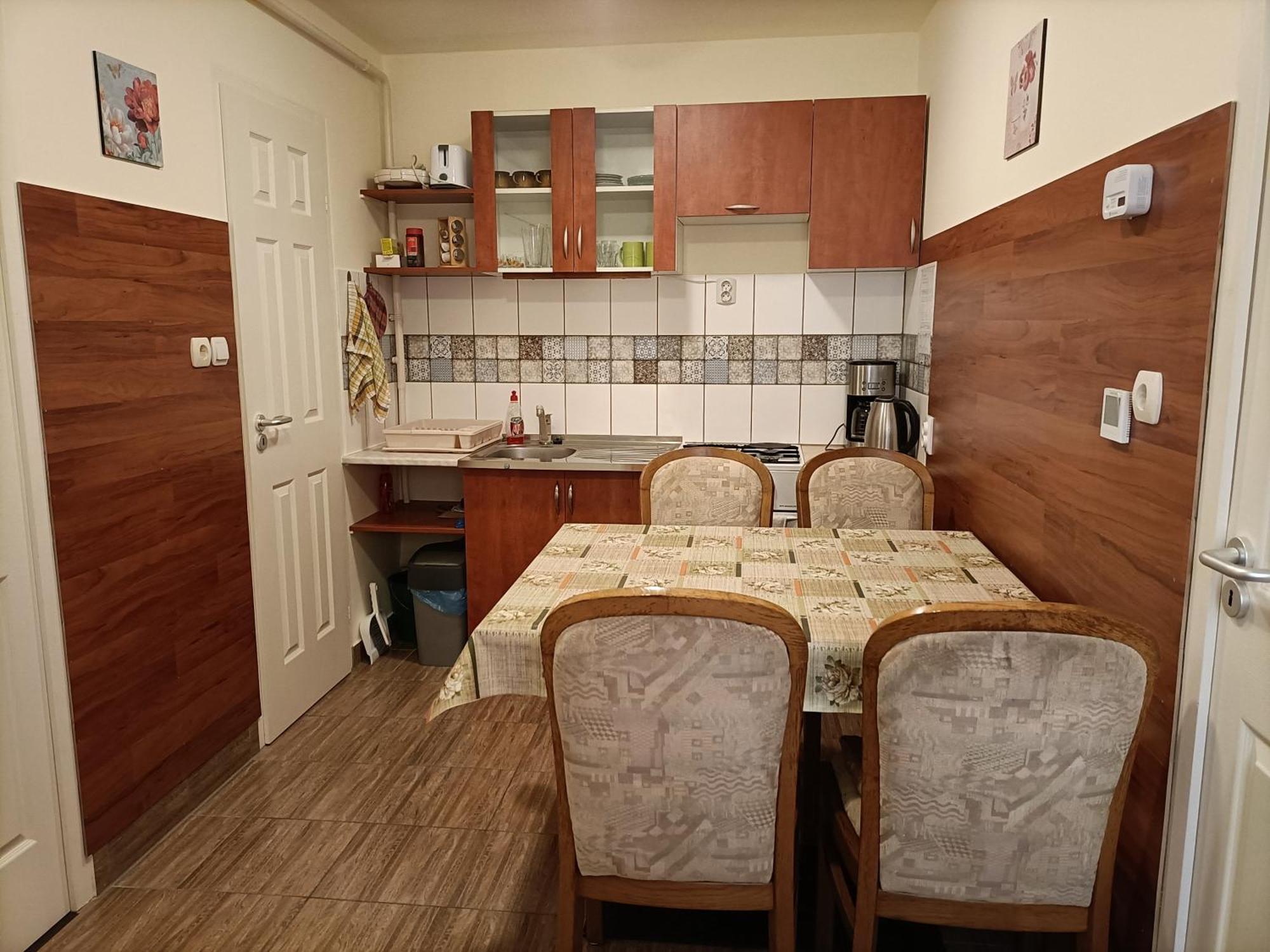 Start Apartmanok Pécs Zewnętrze zdjęcie