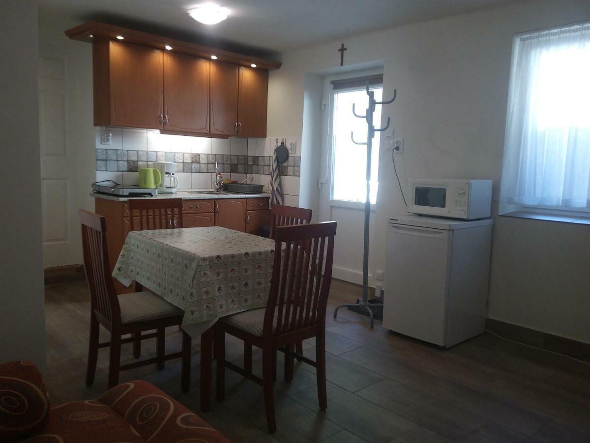 Start Apartmanok Pécs Zewnętrze zdjęcie